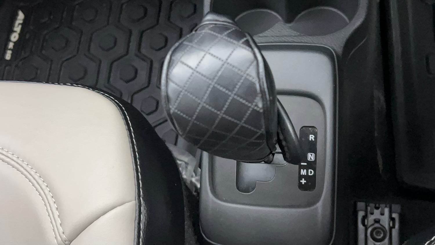 Used 2023 Maruti Suzuki Alto K10 VXi Plus AGS Petrol Automatic interior GEAR  KNOB VIEW