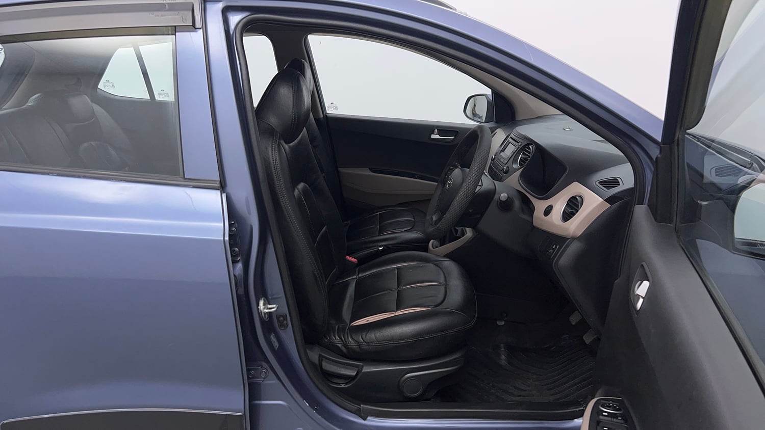 Used 2016 Hyundai Grand i10 Asta 1.2 Kappa VTVT Petrol Manual interior RIGHT SIDE FRONT DOOR CABIN VIEW