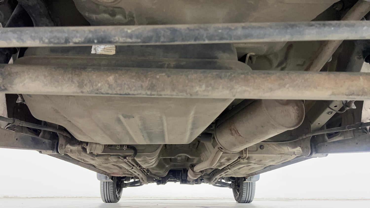 Used 2014 Maruti Suzuki Alto 800 Lxi Petrol Manual extra REAR UNDERBODY VIEW (TAKEN FROM REAR)