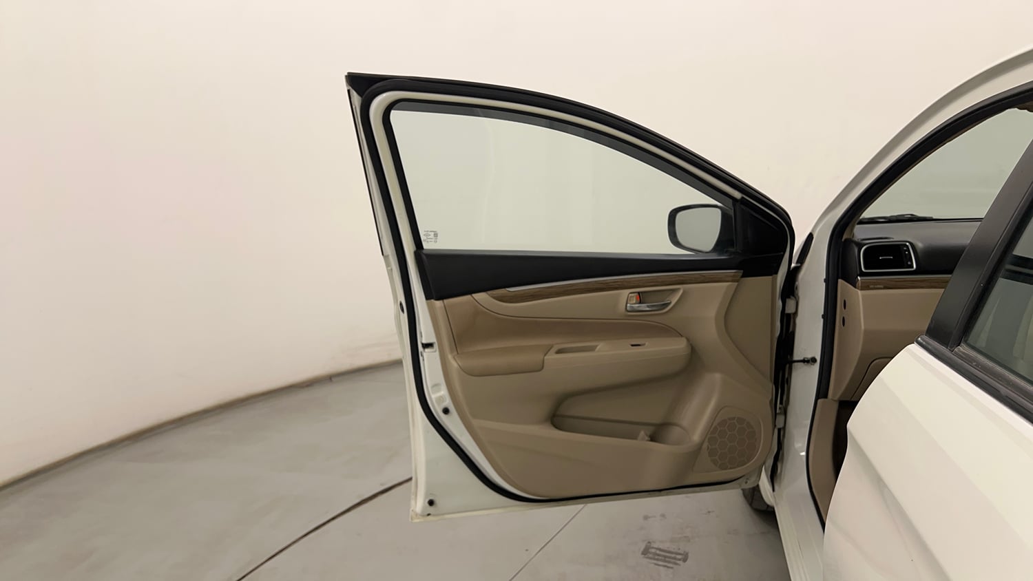 Used 2023 Maruti Suzuki Ciaz Zeta 1.5 Petrol Manual interior LEFT FRONT DOOR OPEN VIEW
