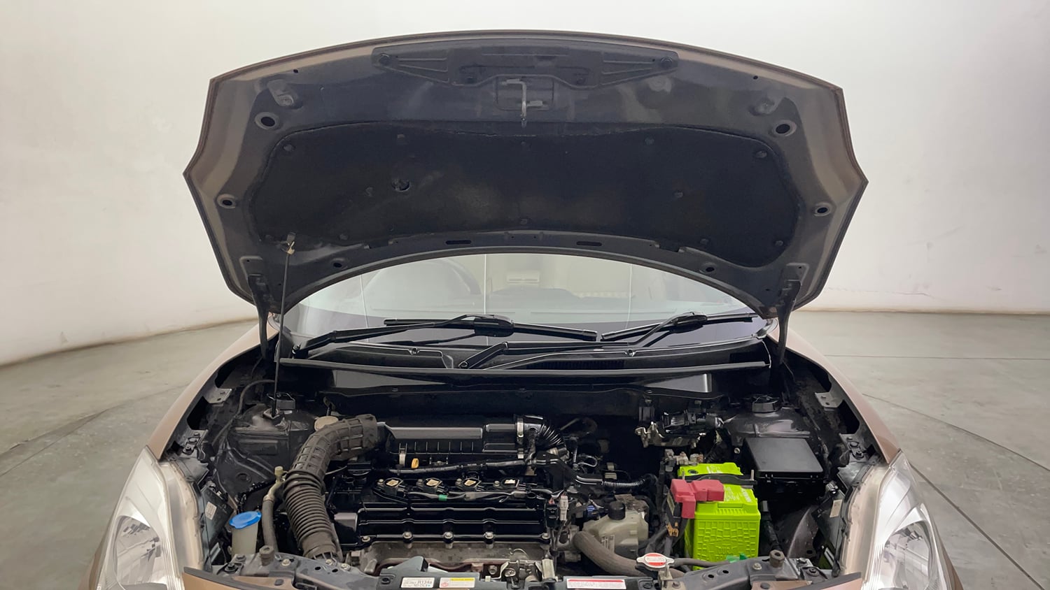 Used 2018 Maruti Suzuki Dzire VXi AMT Petrol Automatic engine ENGINE & BONNET OPEN FRONT VIEW