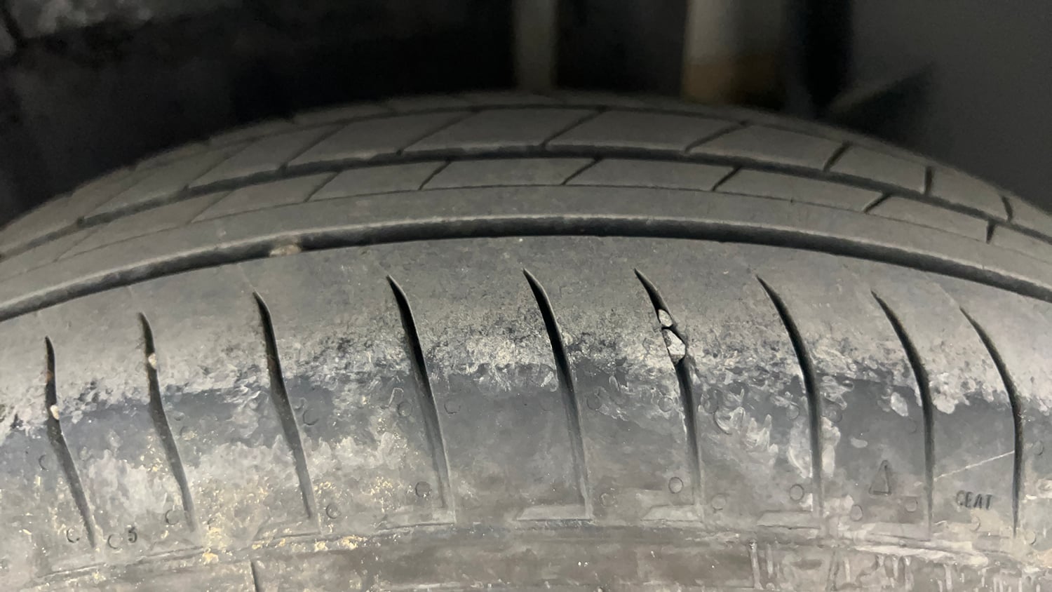Used 2025 Maruti Suzuki Dzire VXi CNG Cng Manual tyres LEFT REAR TYRE TREAD VIEW