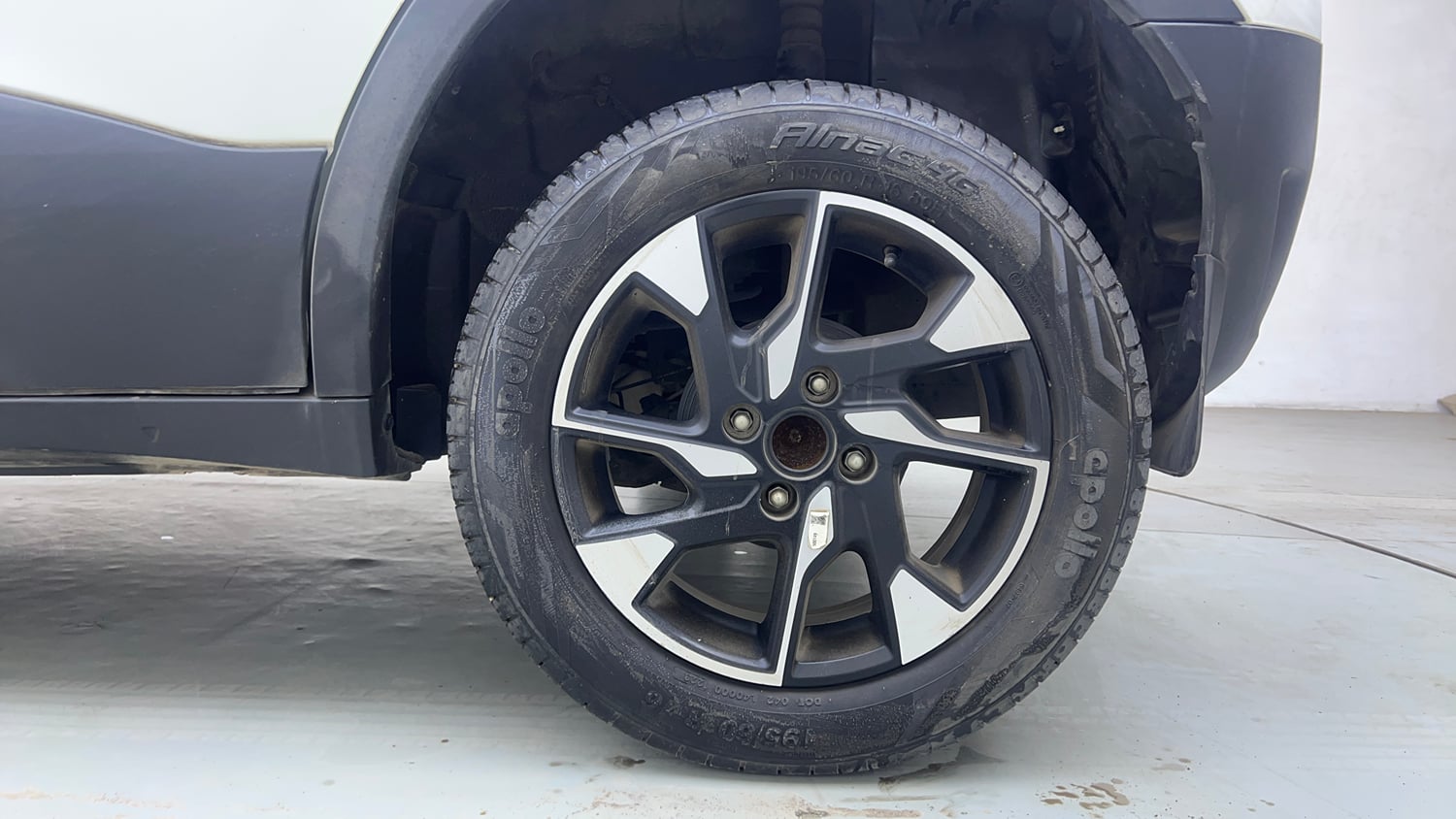 Used 2023 Tata Punch Creative AMT Petrol Automatic tyres LEFT REAR TYRE RIM VIEW