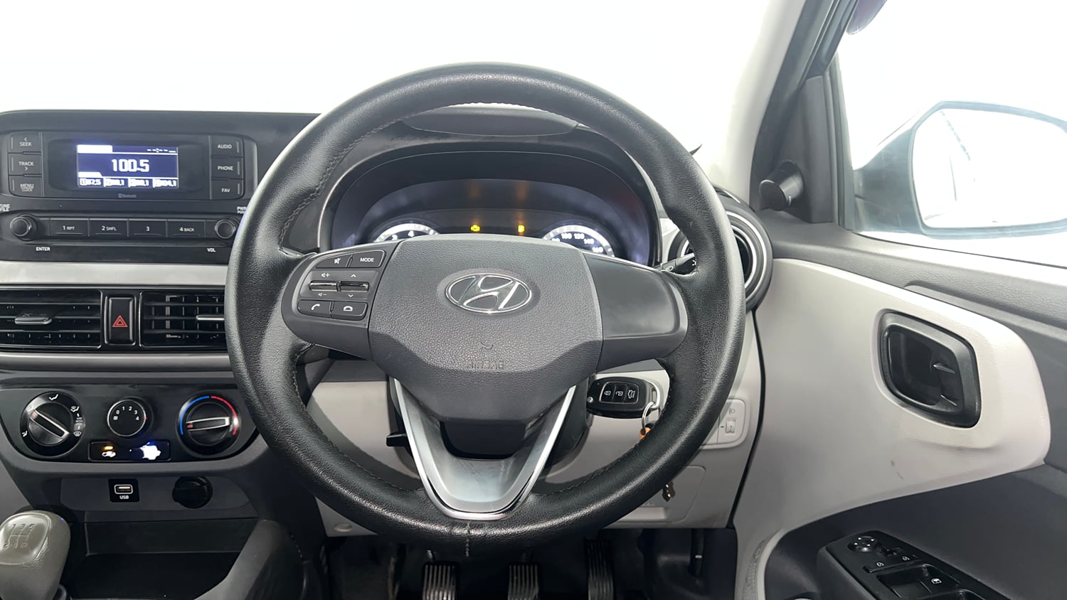 Used 2020 Hyundai Grand i10 Nios Magna 1.2 Kappa VTVT Petrol Manual interior STEERING VIEW