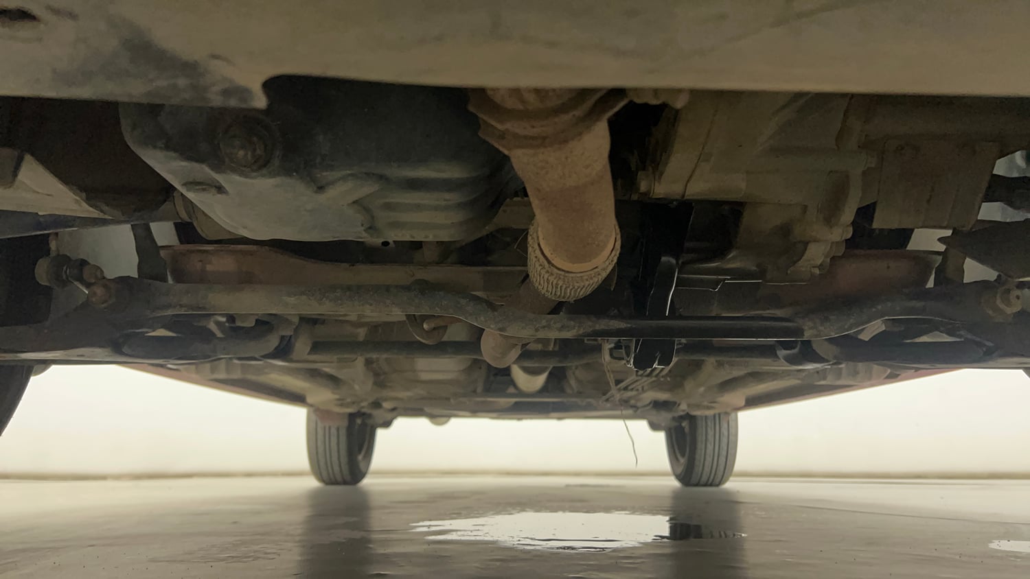Used 2017 Tata Tiago Revotron XTA Petrol Automatic extra FRONT LEFT UNDERBODY VIEW