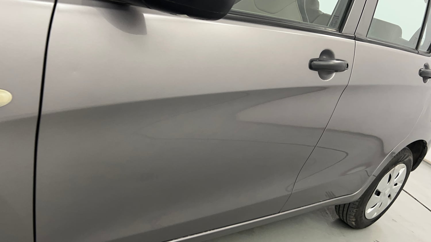 Used 2016 Maruti Suzuki Celerio VXi AMT Petrol Automatic dents MINOR DENT