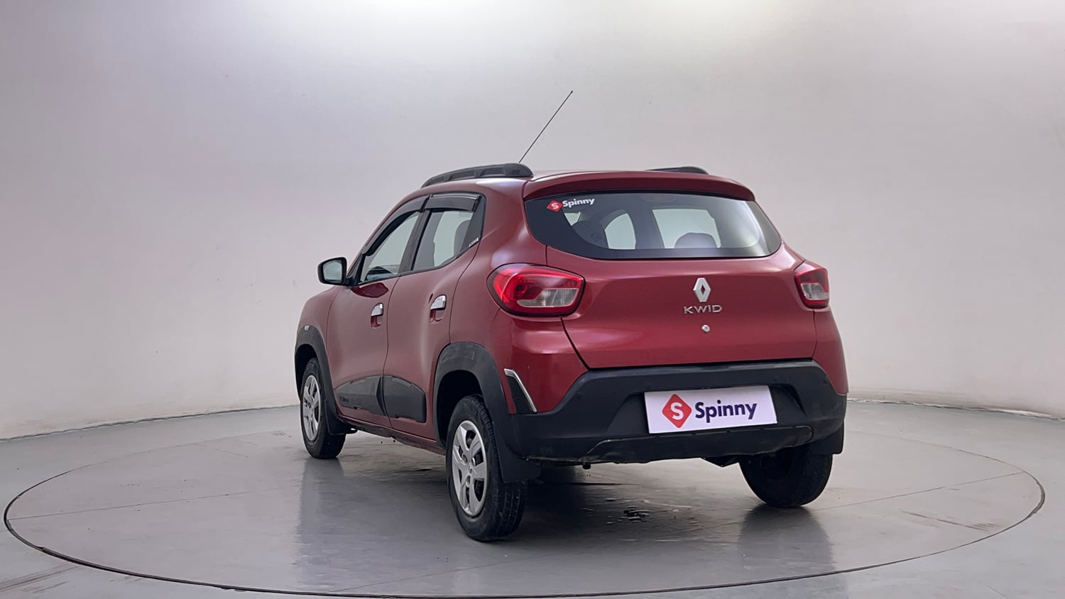 Used 2016 Renault Kwid RXT Petrol Manual exterior LEFT REAR CORNER VIEW