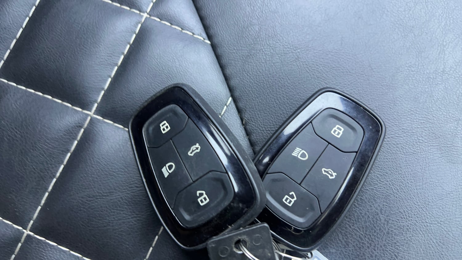 Used 2023 Tata Punch Creative AMT Petrol Automatic extra CAR KEY VIEW