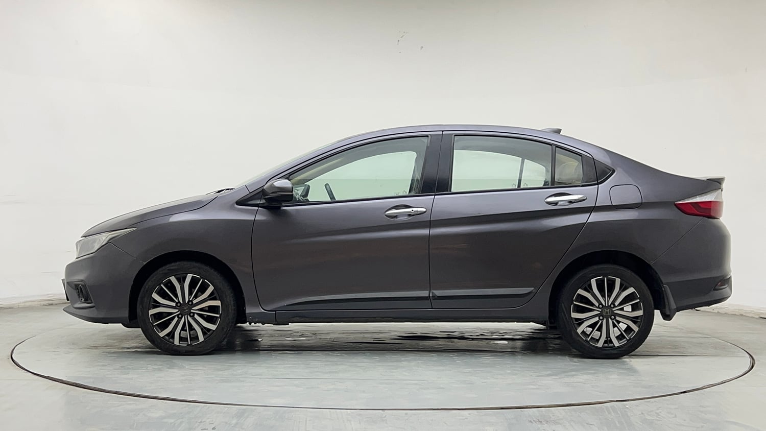 Used 2017 Honda City ZX CVT Petrol Petrol Automatic exterior LEFT SIDE VIEW