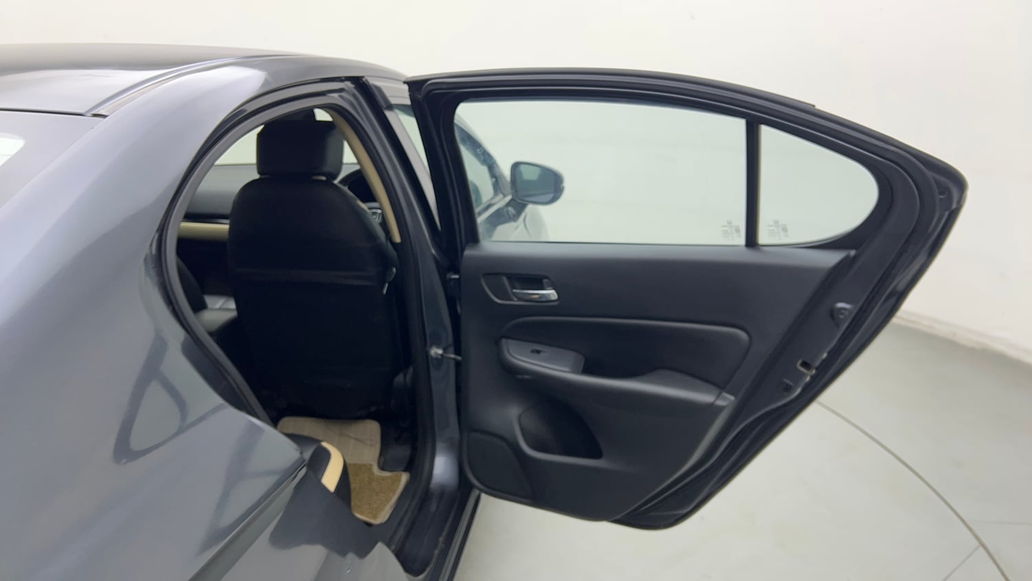 Used 2022 Honda City VX CVT Petrol Petrol Automatic interior RIGHT REAR DOOR OPEN VIEW