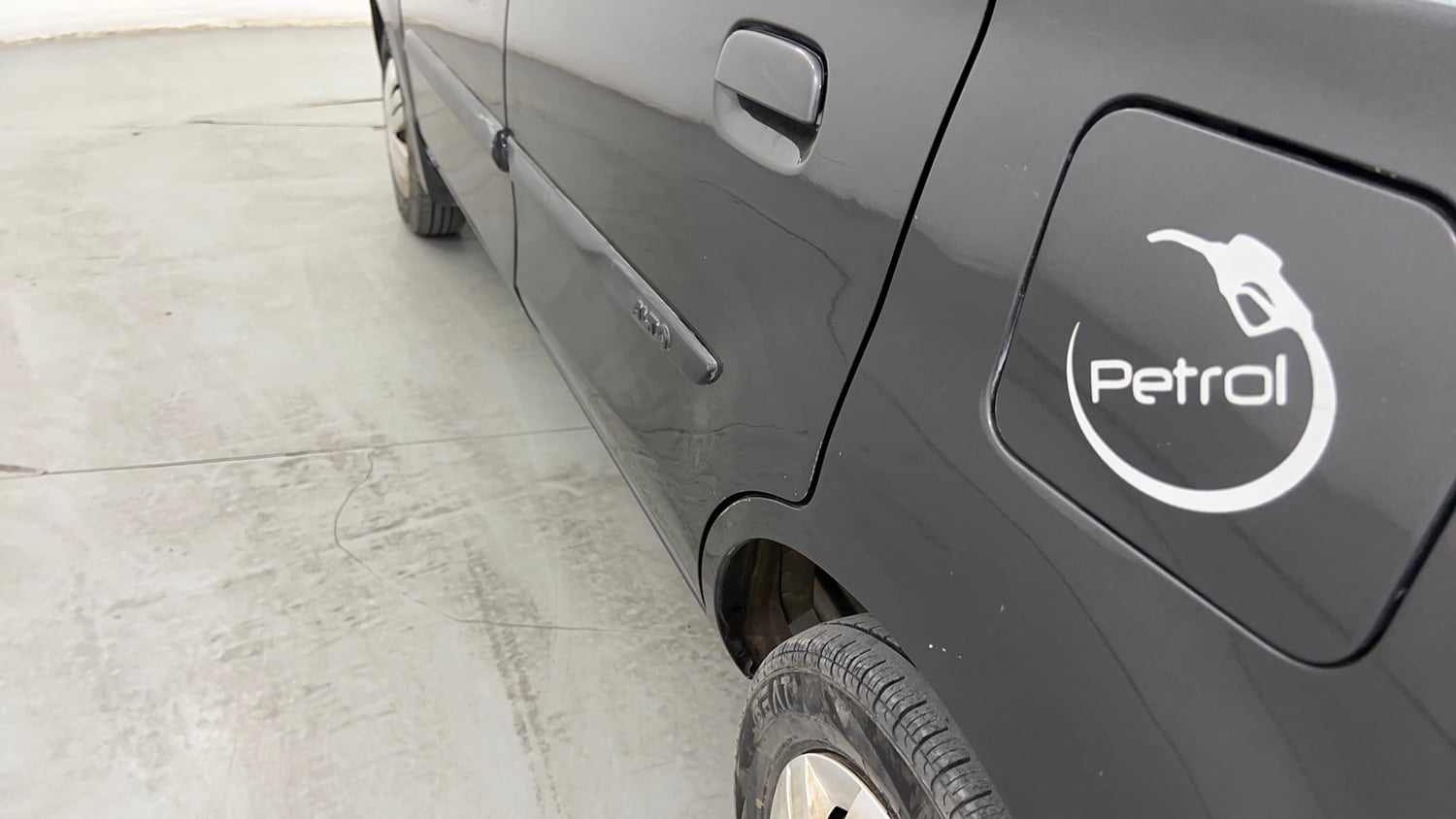 Used 2014 Maruti Suzuki Alto 800 Lxi Petrol Manual dents MINOR DENT