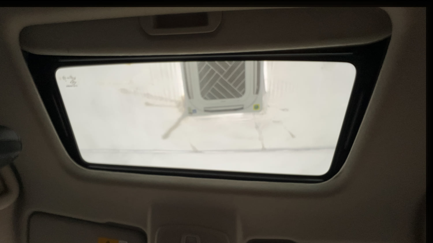 Used 2023 Maruti Suzuki Brezza ZXi Petrol Manual top_features Sunroof