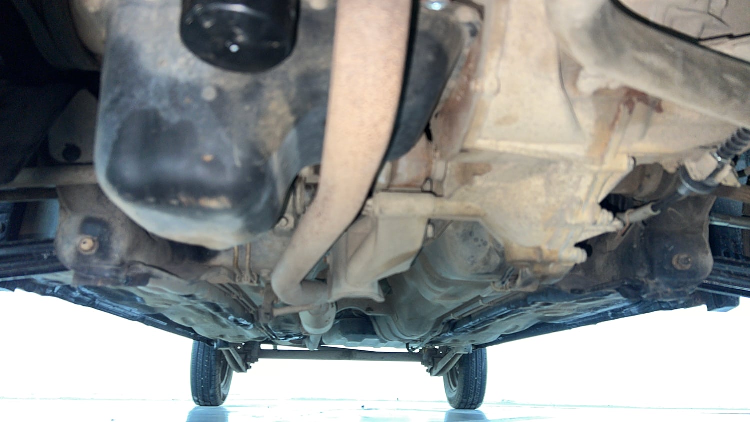 Used 2018 Maruti Suzuki Alto 800 VXi Petrol Manual extra FRONT LEFT UNDERBODY VIEW