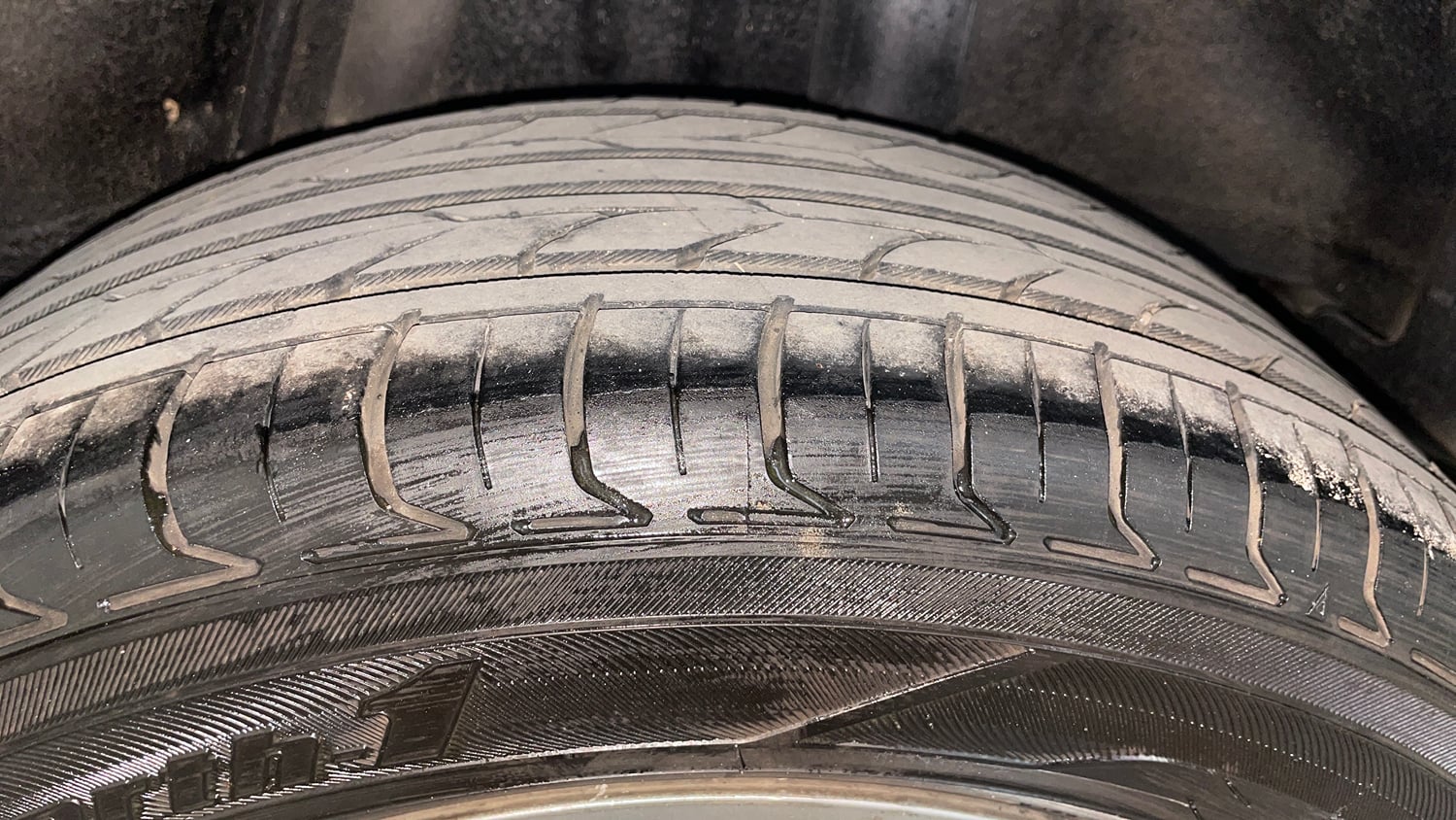 Used 2016 Honda Jazz V Petrol Petrol Manual tyres LEFT REAR TYRE TREAD VIEW