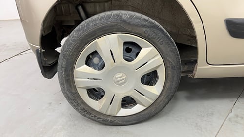 Used 2013 Maruti Suzuki Wagon R VXI Petrol Manual tyres RIGHT REAR TYRE RIM VIEW