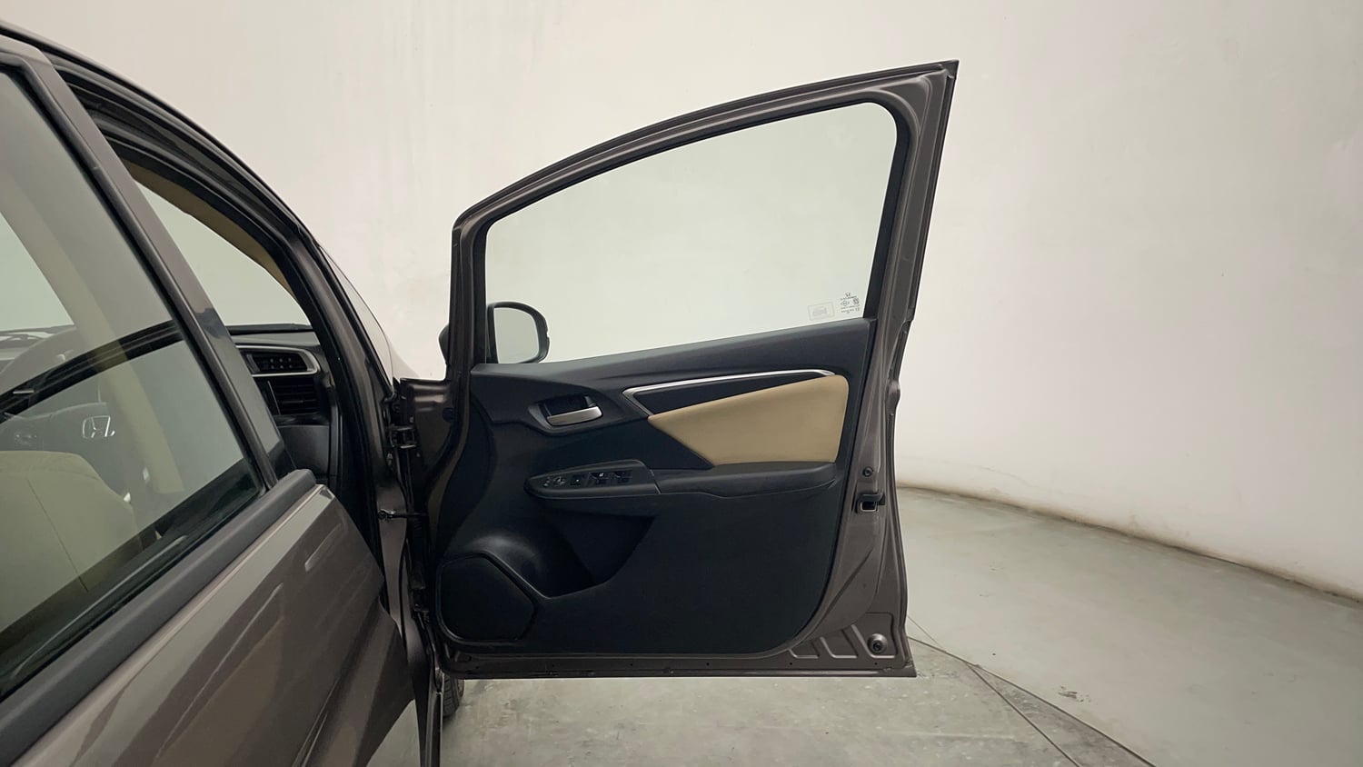 Used 2016 Honda Jazz V Petrol Petrol Manual interior RIGHT FRONT DOOR OPEN VIEW