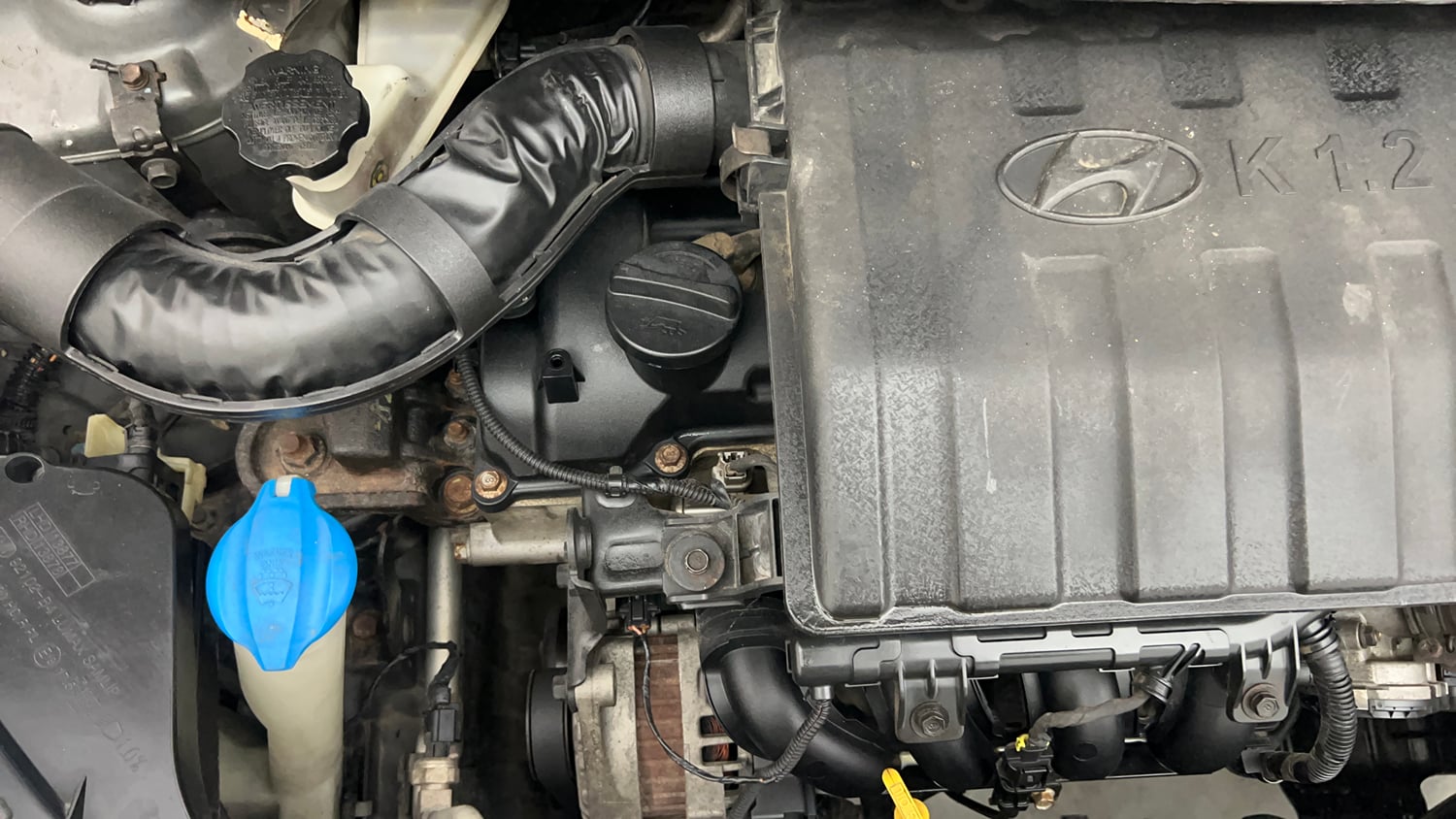 Used 2013 Hyundai Grand i10 Asta 1.2 Kappa VTVT Petrol Manual engine ENGINE RIGHT SIDE VIEW