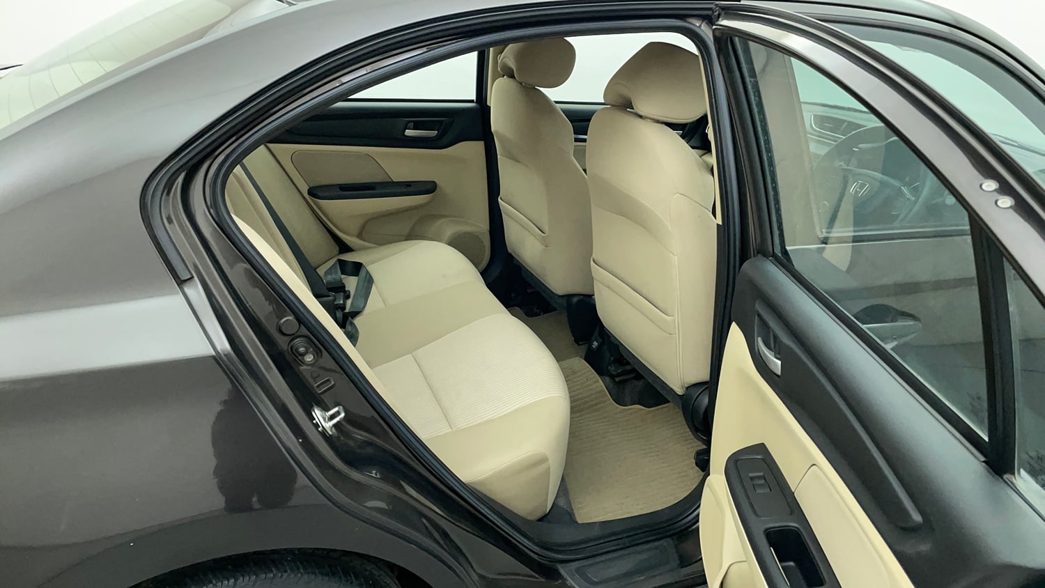 Used 2019 Honda Amaze 1.2 V CVT Petrol Petrol Automatic interior RIGHT SIDE REAR DOOR CABIN VIEW