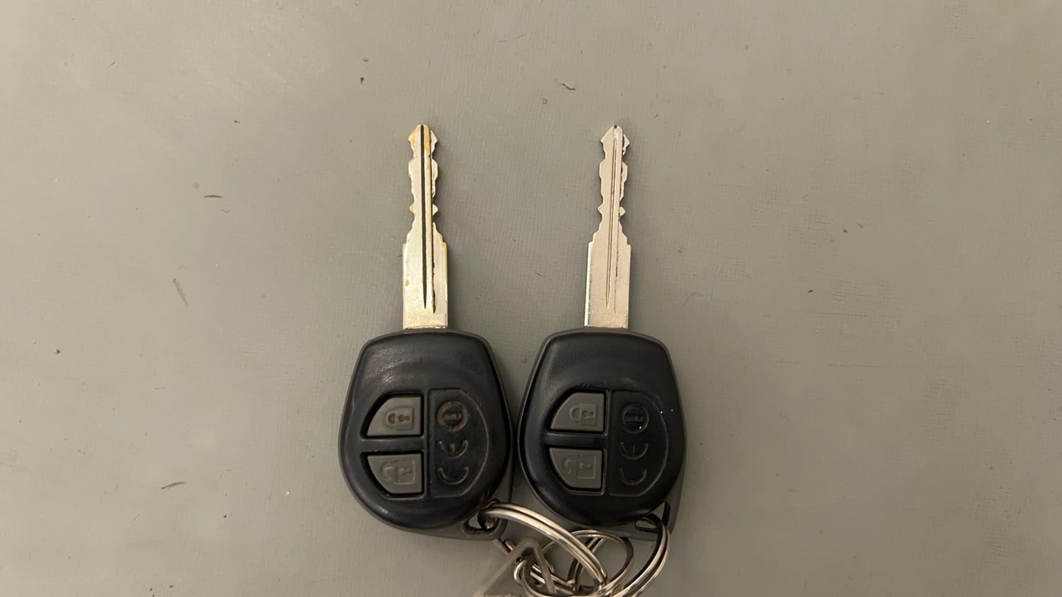 Used 2017 Maruti Suzuki Ignis Delta 1.2 MT Petrol Manual extra CAR KEY VIEW