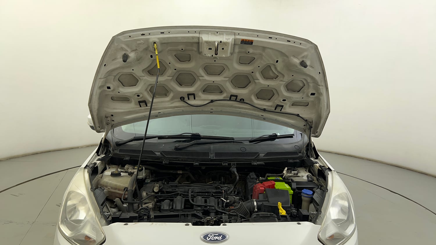 Used 2018 Ford Figo Titanium 1.2 Ti-VCT Petrol Manual engine ENGINE & BONNET OPEN FRONT VIEW