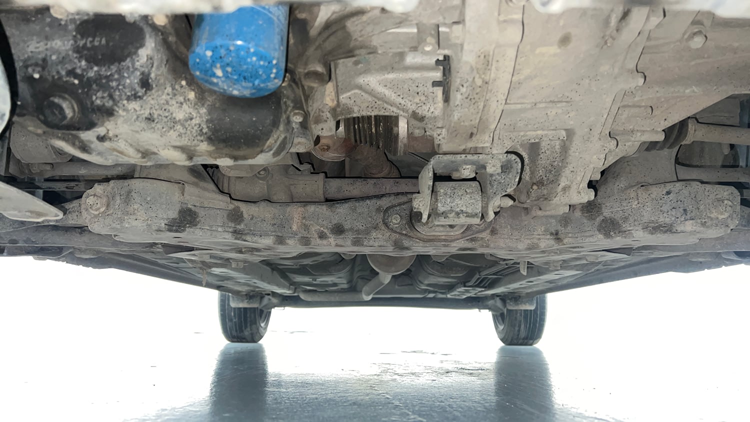 Used 2020 Hyundai Grand i10 Nios Magna 1.2 Kappa VTVT Petrol Manual extra FRONT LEFT UNDERBODY VIEW