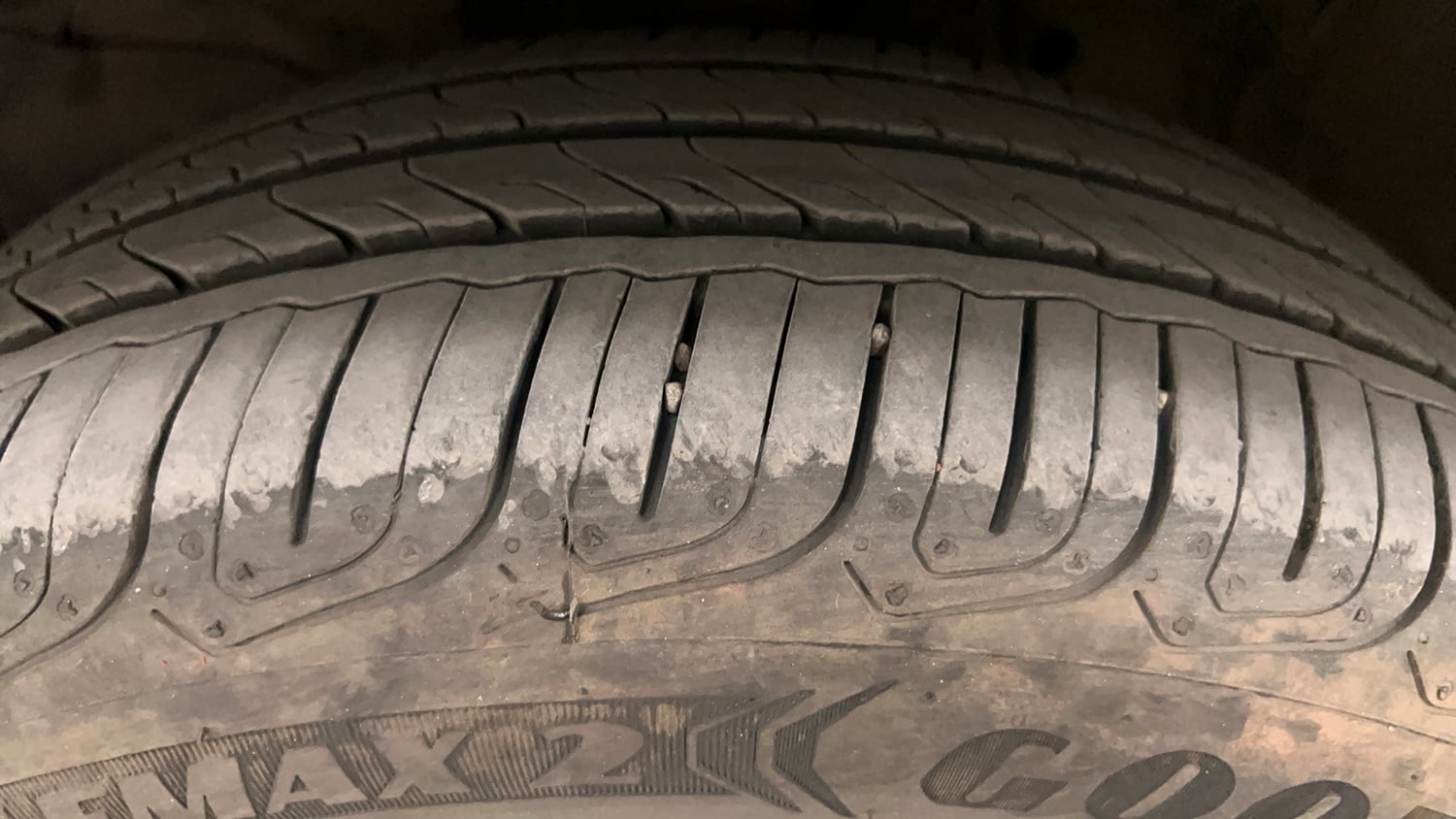 Used 2024 Honda City V Petrol CVT Petrol Automatic tyres LEFT FRONT TYRE TREAD VIEW