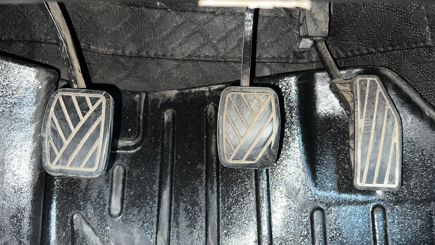 Used 2023 Maruti Suzuki Fronx Delta Plus 1.2L MT Petrol Manual interior PEDALS VIEW
