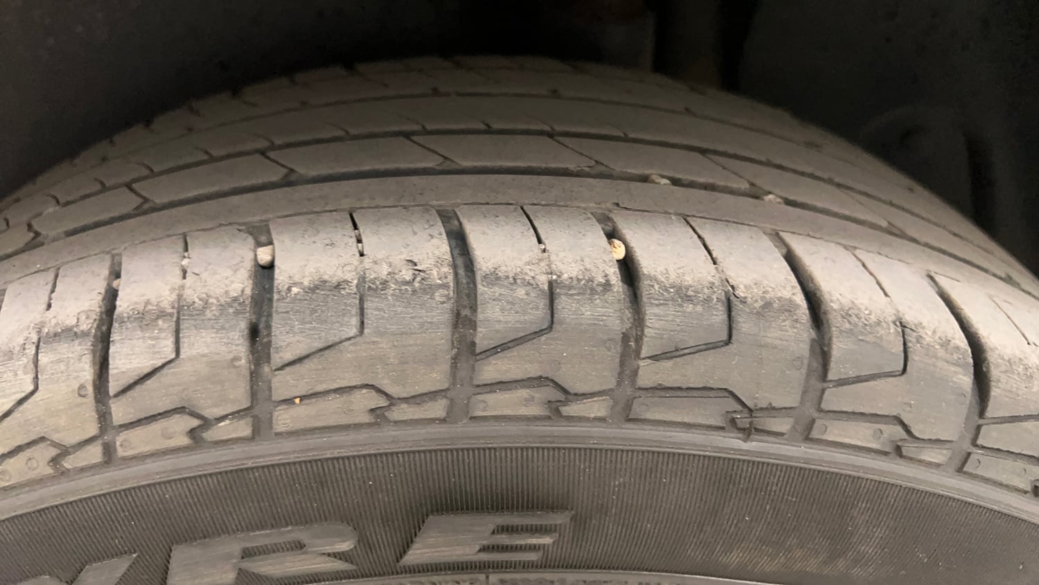 Used 2024 Hyundai Creta 1.5 MPi Petrol IVT SX(O) Petrol Automatic tyres LEFT REAR TYRE TREAD VIEW