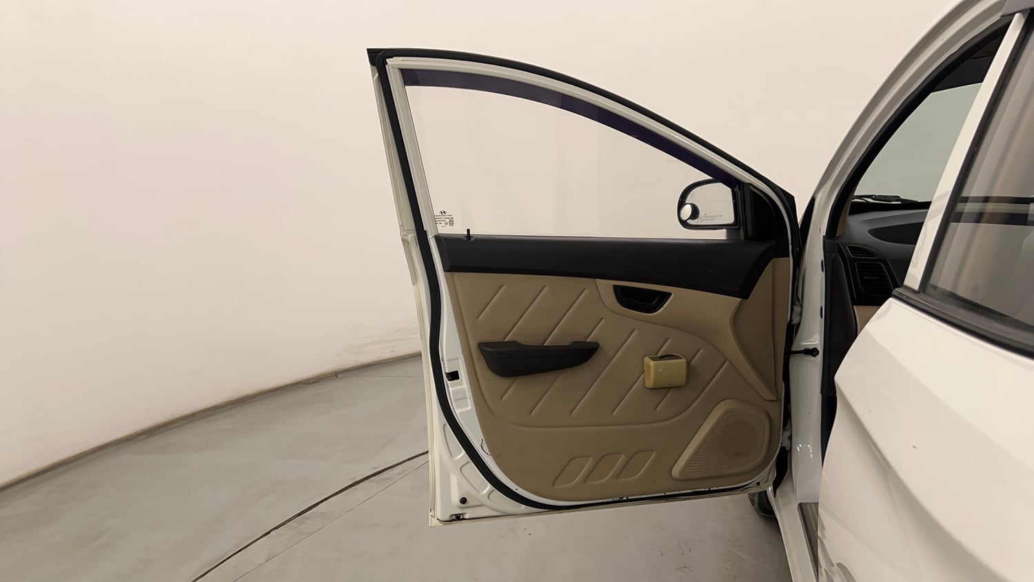 Used 2016 Hyundai Eon D-Lite + Petrol Manual interior LEFT FRONT DOOR OPEN VIEW