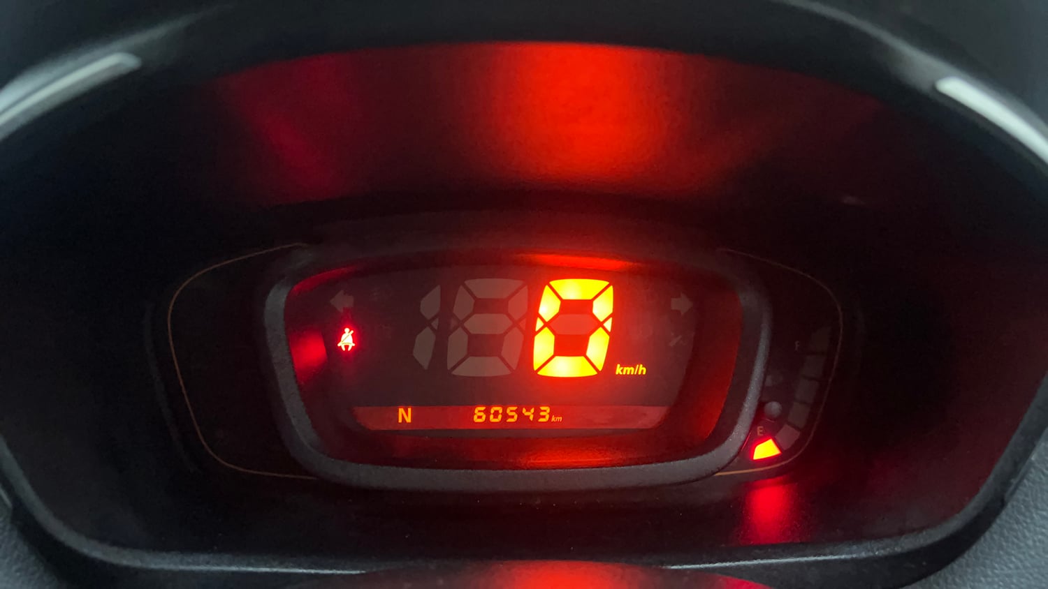 Used 2019 Renault Kwid 1.0 RXT AMT Opt Petrol Automatic interior CLUSTERMETER VIEW