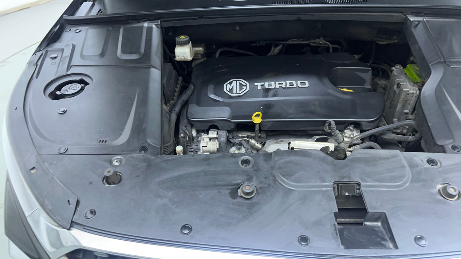 Used 2023 MG Motors Hector Sharp 2.0 Diesel Turbo MT Diesel Manual engine ENGINE RIGHT SIDE VIEW