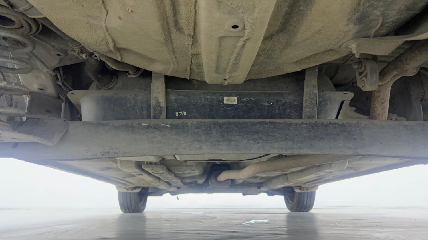 Used 2018 Hyundai Grand i10 Sportz 1.2 Kappa VTVT Petrol Manual extra REAR UNDERBODY VIEW (TAKEN FROM REAR)