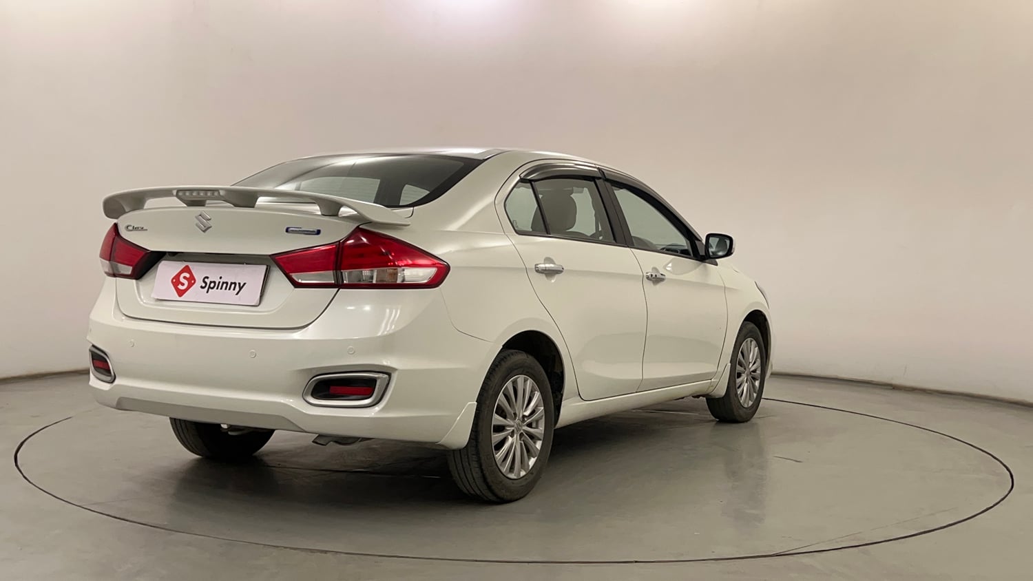 Used 2023 Maruti Suzuki Ciaz Zeta 1.5 Petrol Manual exterior RIGHT REAR CORNER VIEW