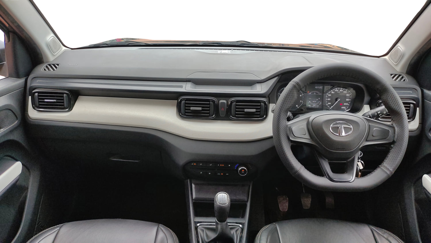 Used 2023 Tata Punch Pure MT Petrol Manual interior DASHBOARD VIEW