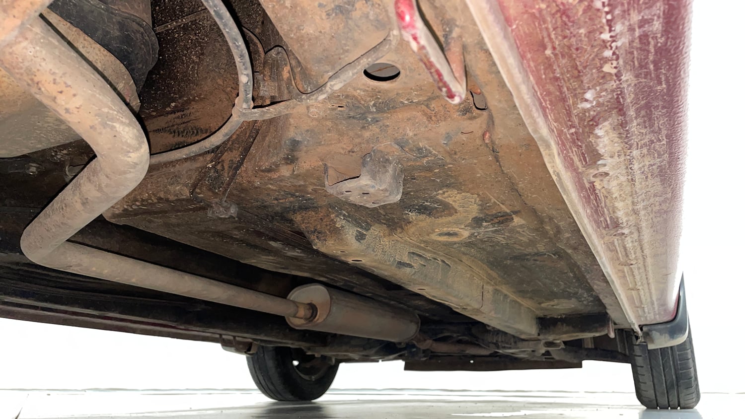 Used 2015 Maruti Suzuki Celerio VXi AMT Petrol Automatic extra REAR RIGHT UNDERBODY VIEW