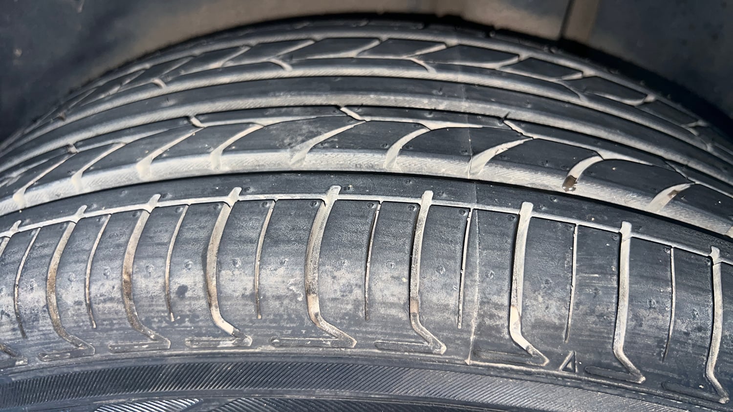 Used 2021 MG Motors Hector Sharp 1.5 DCT Petrol Petrol Automatic tyres LEFT REAR TYRE TREAD VIEW