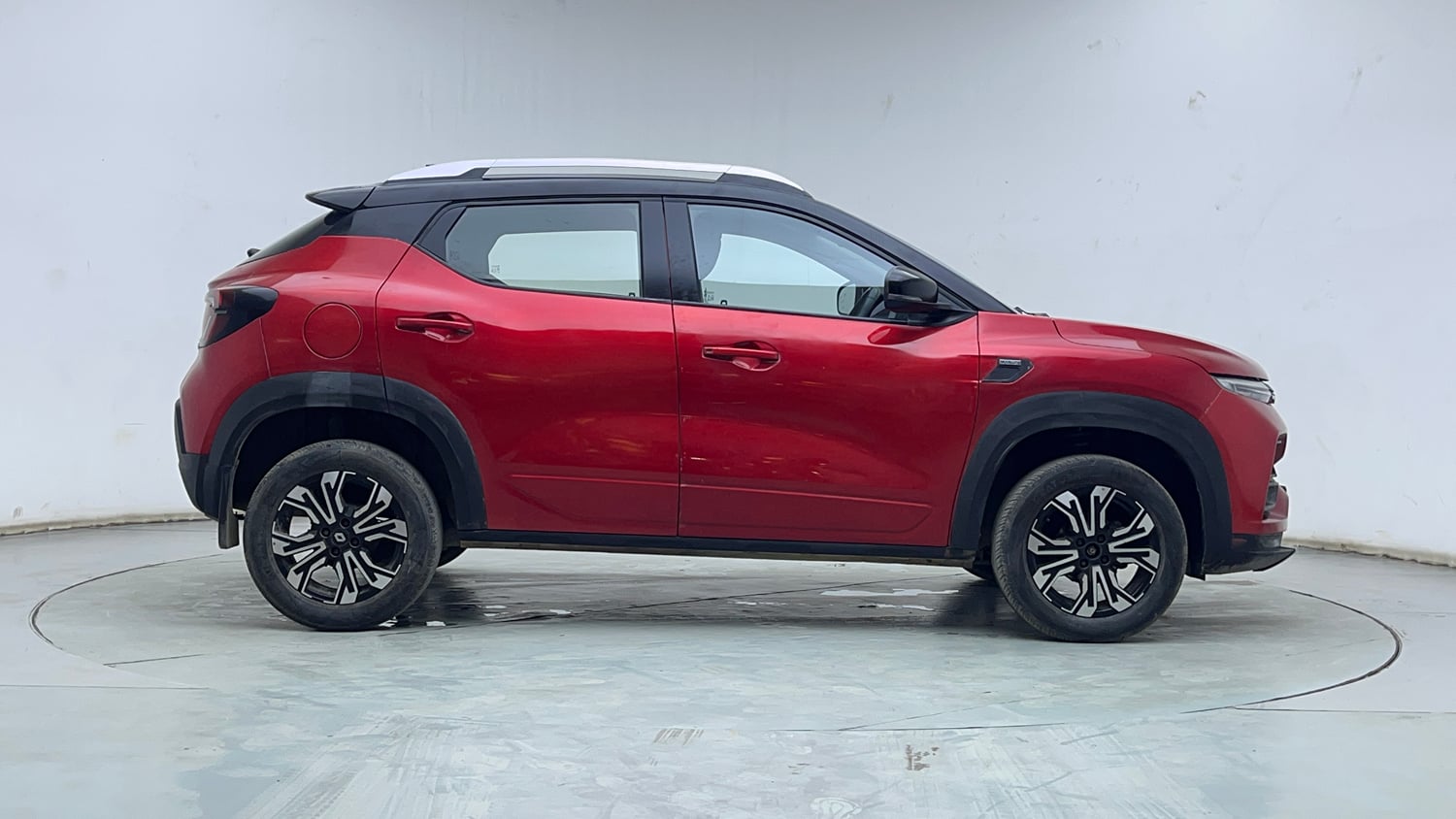 Used 2022 Renault Kiger RXZ Turbo CVT Petrol Automatic exterior RIGHT SIDE VIEW