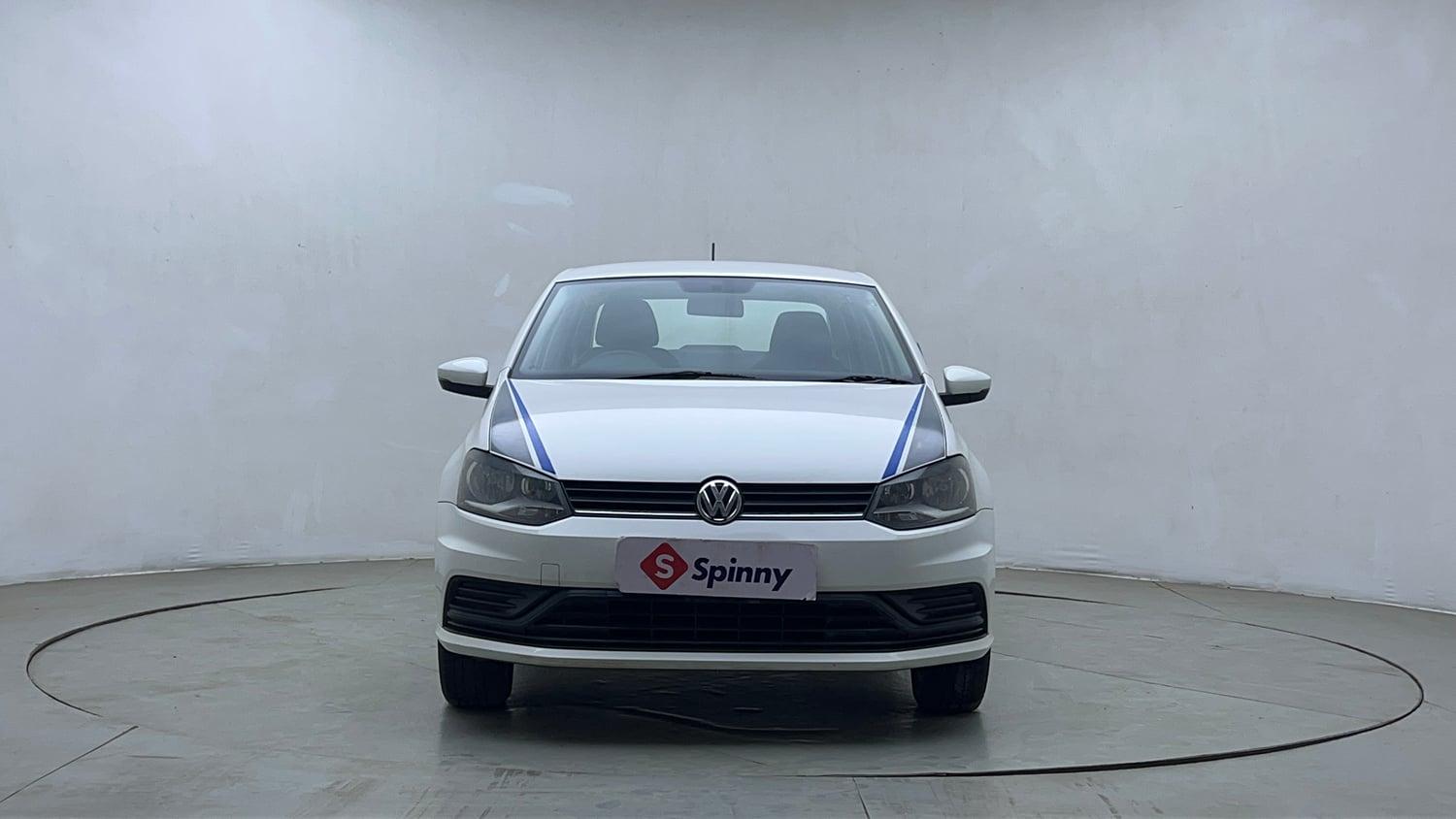 Used 2018 Volkswagen Ameo Comfortline 1.2L (P) Petrol Manual exterior FRONT VIEW
