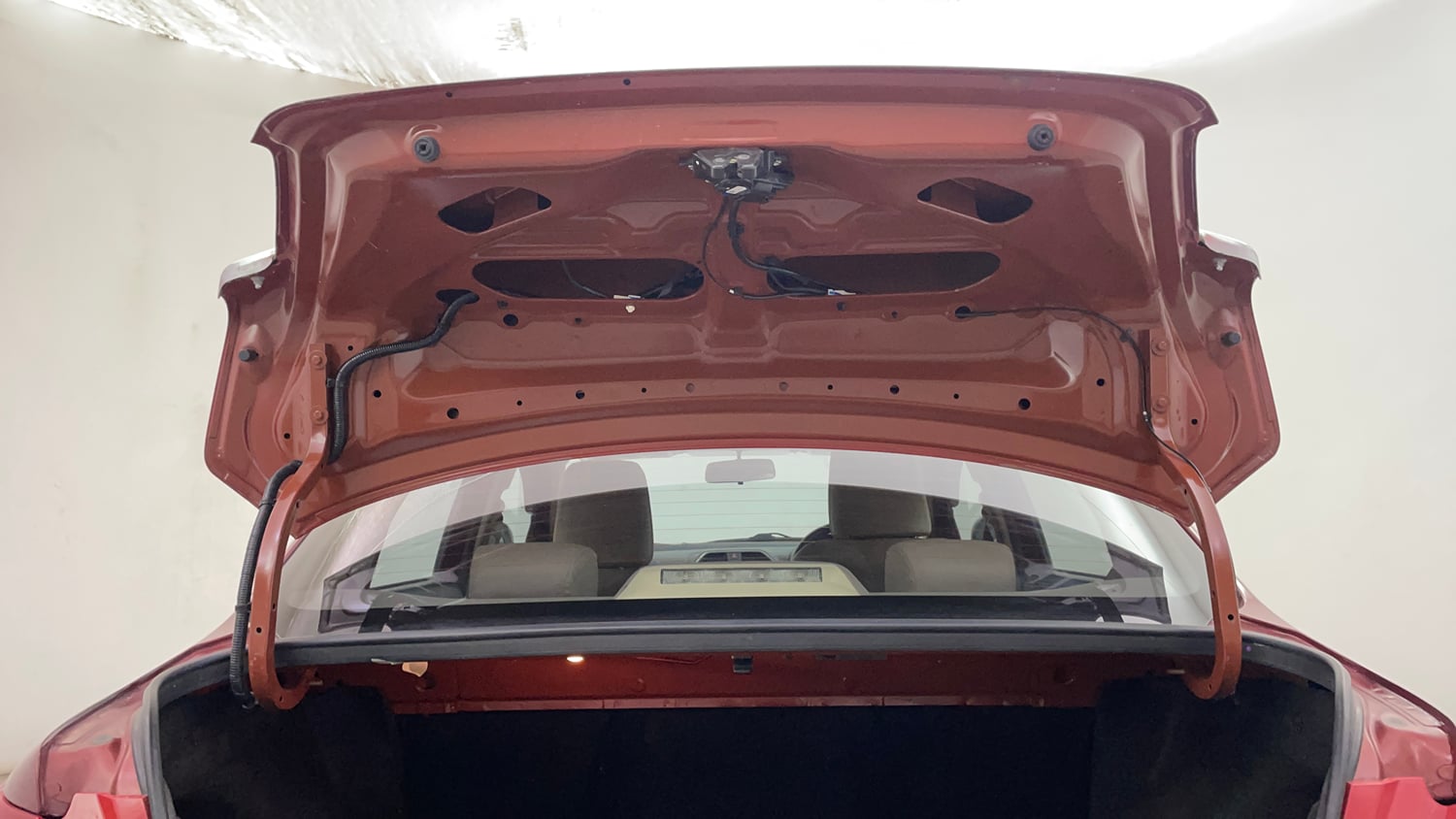 Used 2019 Maruti Suzuki Dzire ZDi Plus AMT Diesel Automatic interior DICKY DOOR OPEN VIEW