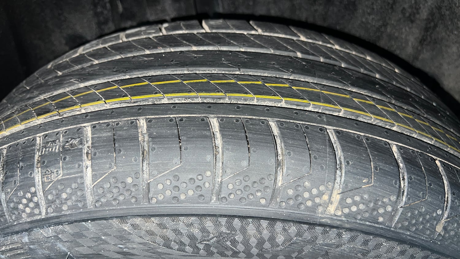 Used 2023 Maruti Suzuki Fronx Delta Plus 1.2L MT Petrol Manual tyres RIGHT REAR TYRE TREAD VIEW