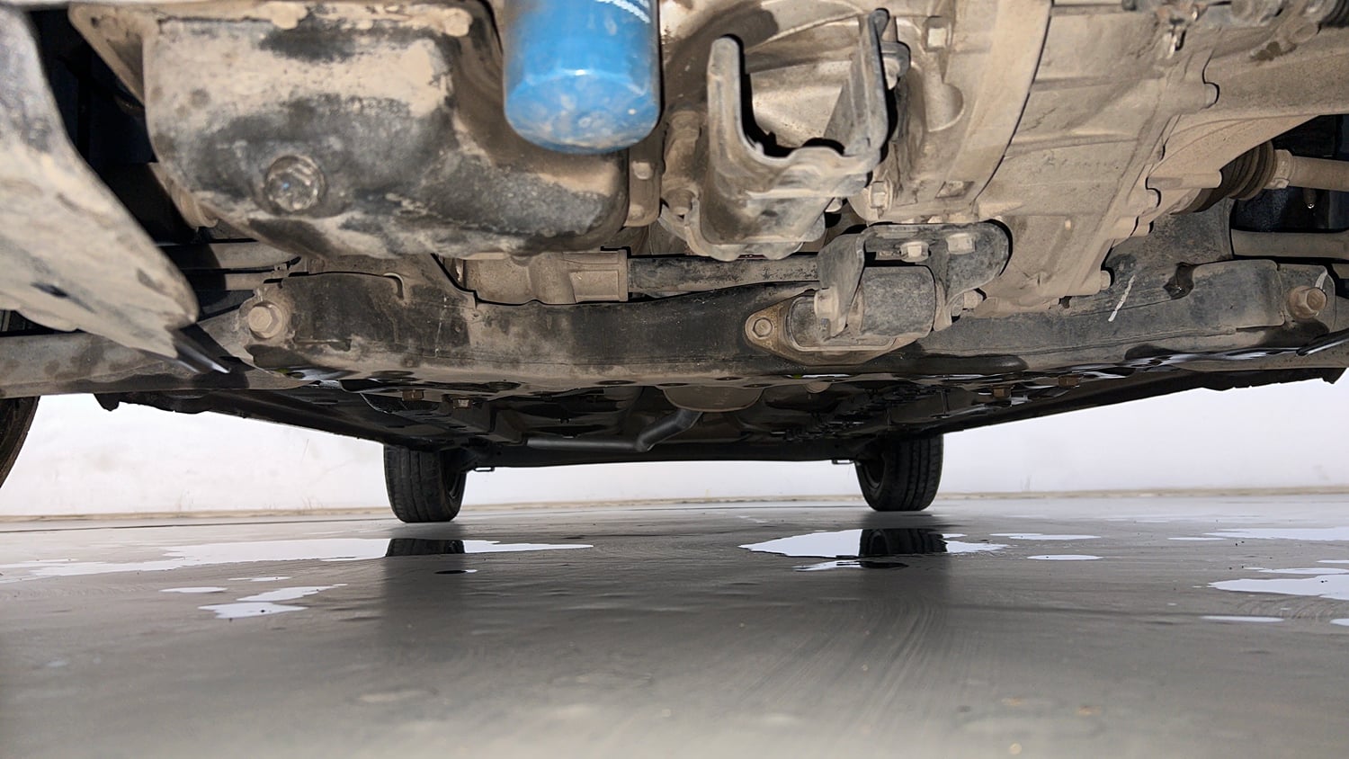 Used 2018 Hyundai Grand i10 Sportz 1.2 Kappa VTVT Petrol Manual extra FRONT LEFT UNDERBODY VIEW