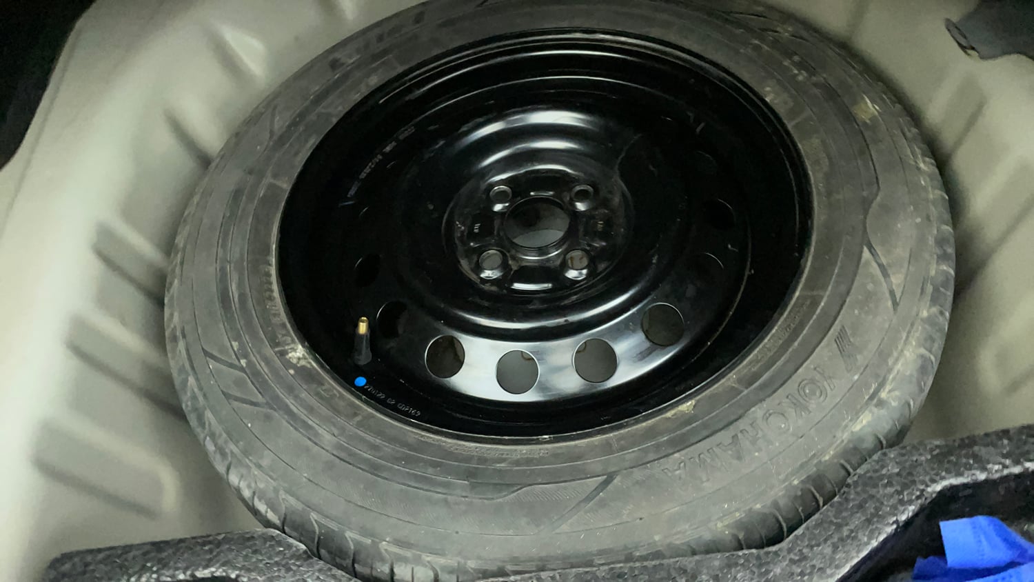 Used 2022 Maruti Suzuki Ciaz Delta 1.5 Petrol Manual tyres SPARE TYRE VIEW