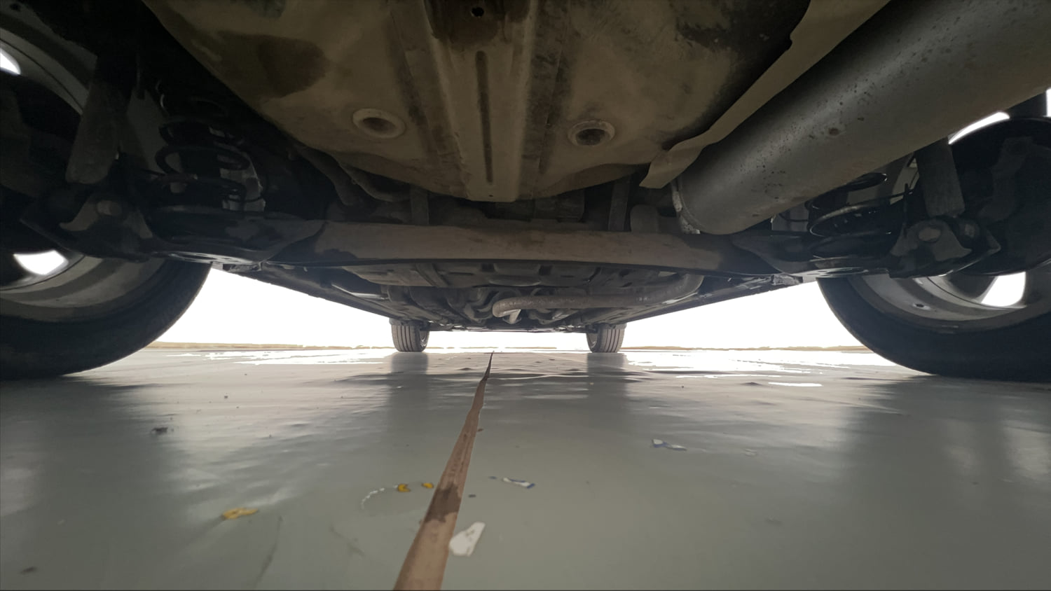 Used 2017 Hyundai Elite i20 Asta 1.2 (O) Petrol Manual extra REAR UNDERBODY VIEW (TAKEN FROM REAR)