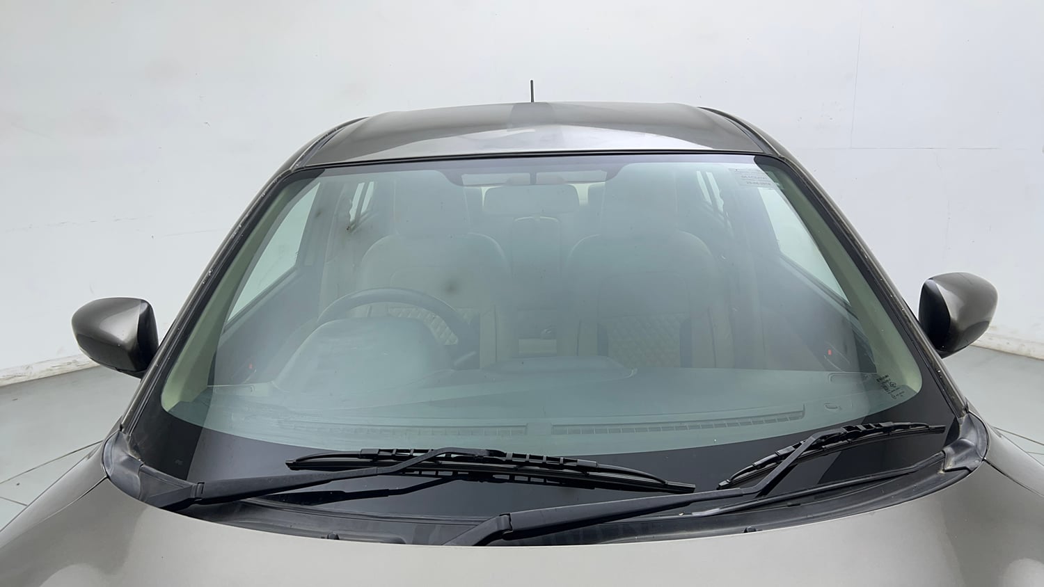 Used 2018 Maruti Suzuki Dzire VDi Diesel Manual exterior FRONT WINDSHIELD VIEW