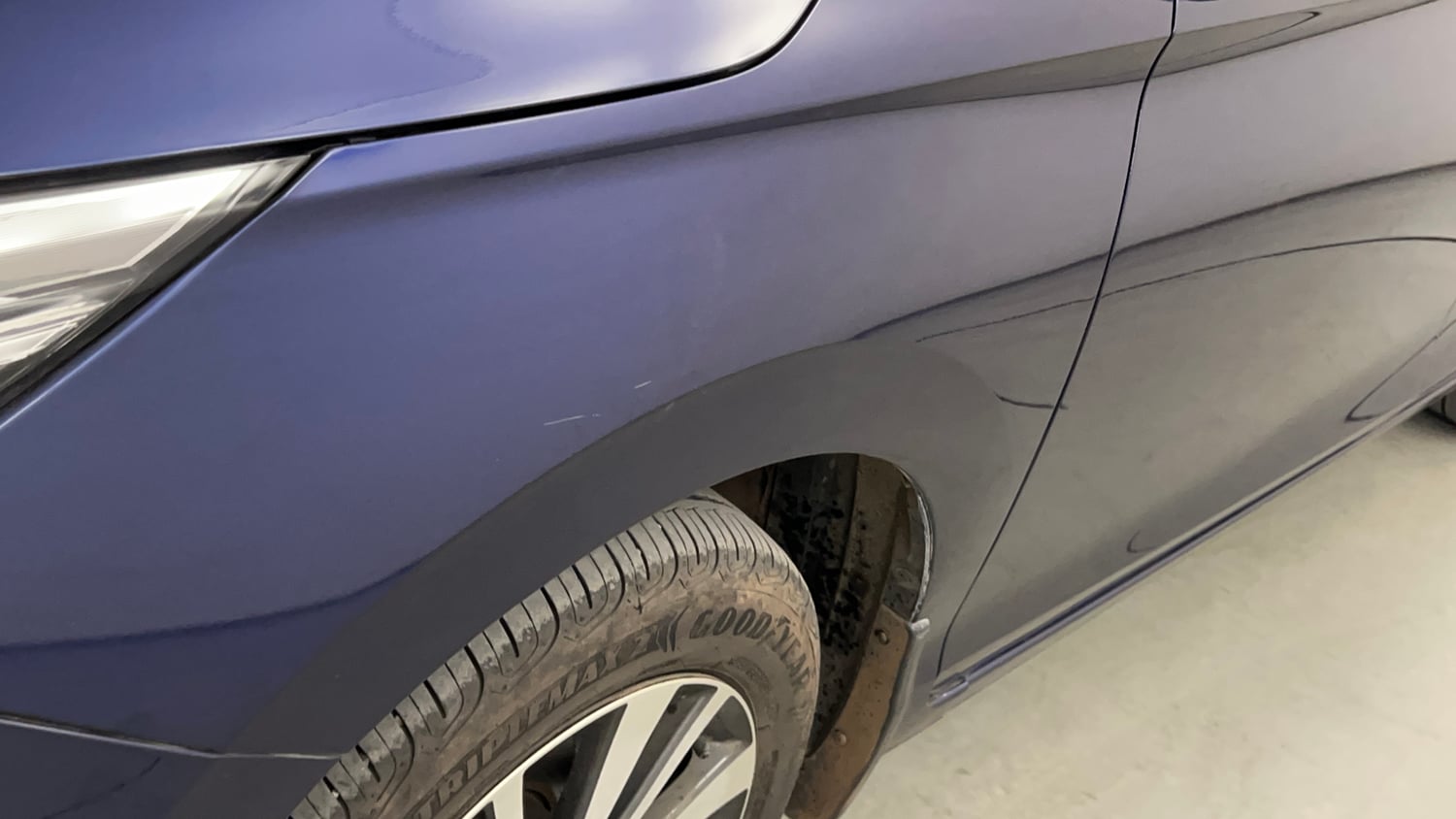 Used 2024 Honda City V Petrol CVT Petrol Automatic dents MINOR SCRATCH