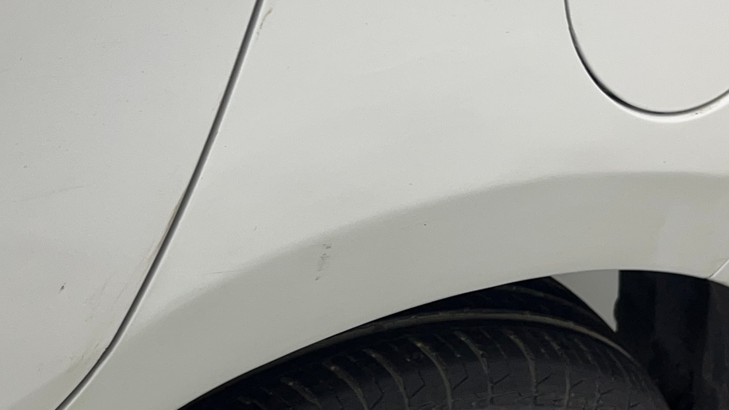 Used 2022 Maruti Suzuki Swift LXi Petrol Manual dents MINOR DENT