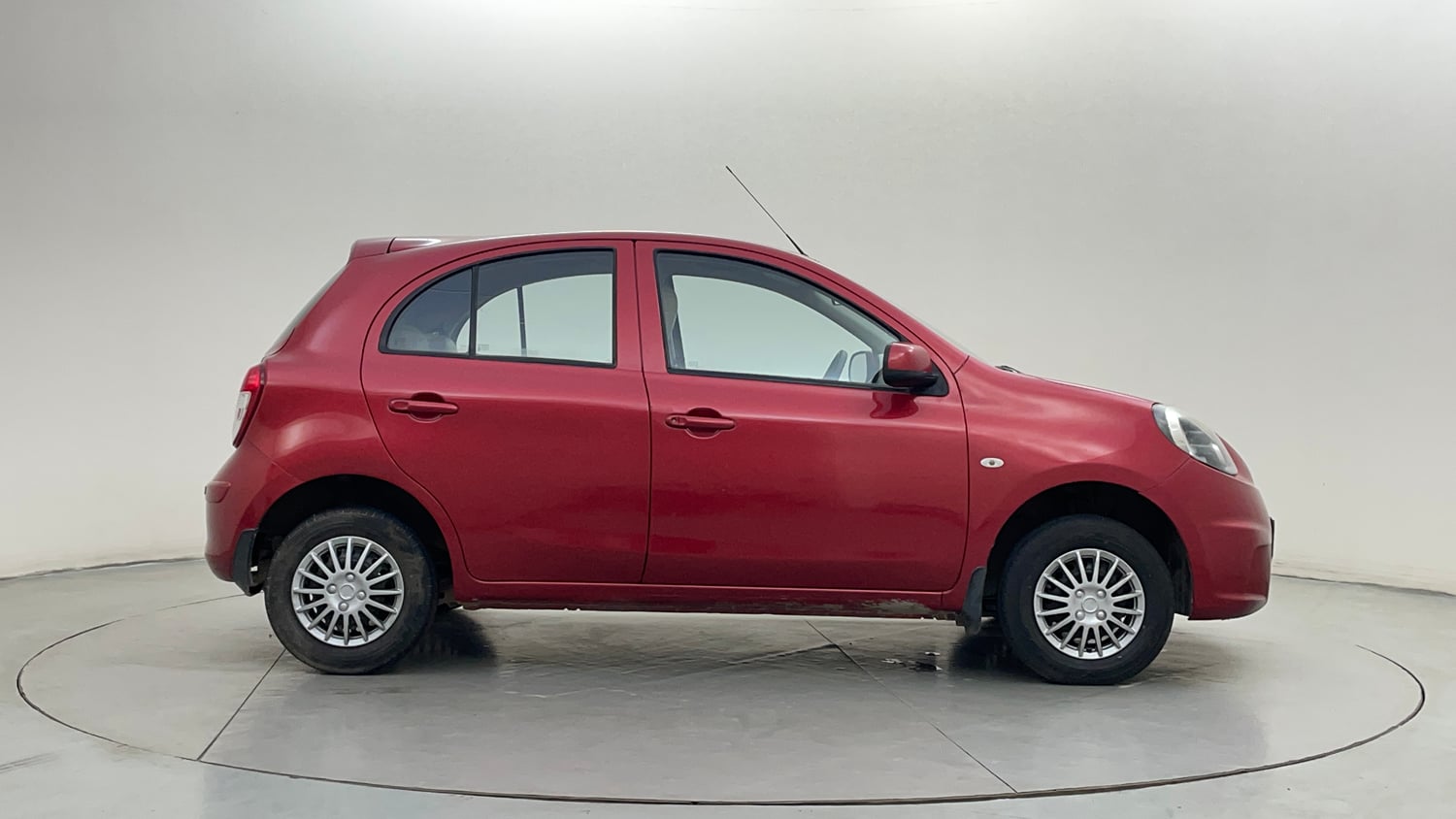 Used 2016 Nissan Micra Active XV Petrol Manual exterior RIGHT SIDE VIEW