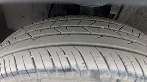 Used 2023 Renault Kiger RXZ Turbo MT Dual Tone Petrol Manual tyres LEFT FRONT TYRE TREAD VIEW