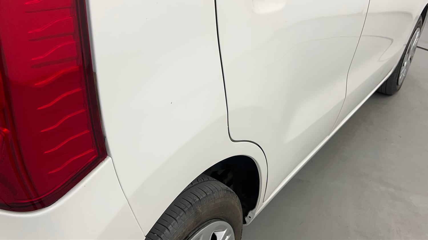 Used 2014 Maruti Suzuki Wagon R VXI Petrol Manual dents MINOR DENT