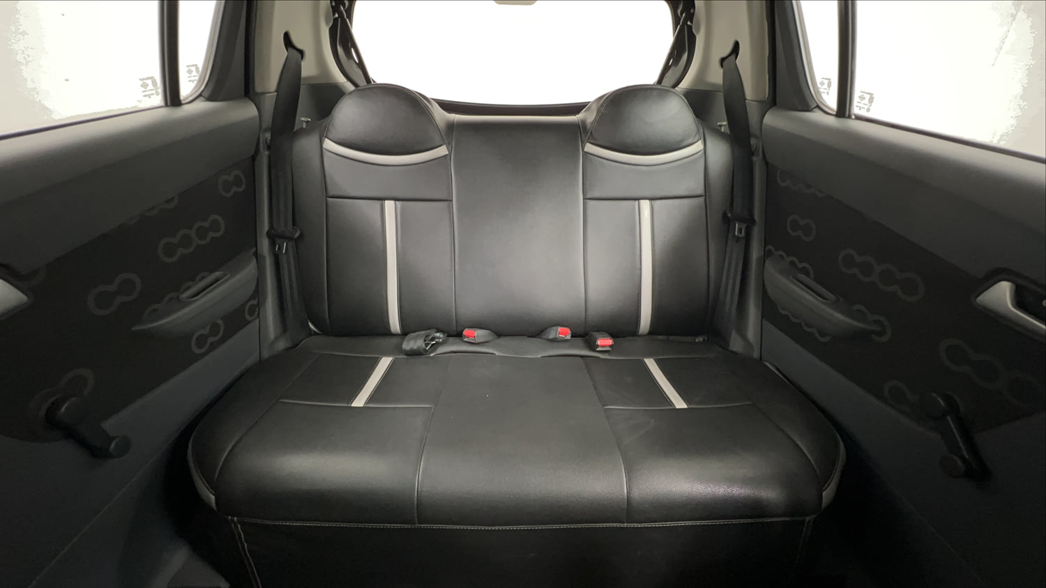 Used 2014 Maruti Suzuki Alto 800 Lxi Petrol Manual interior REAR SEAT CONDITION VIEW